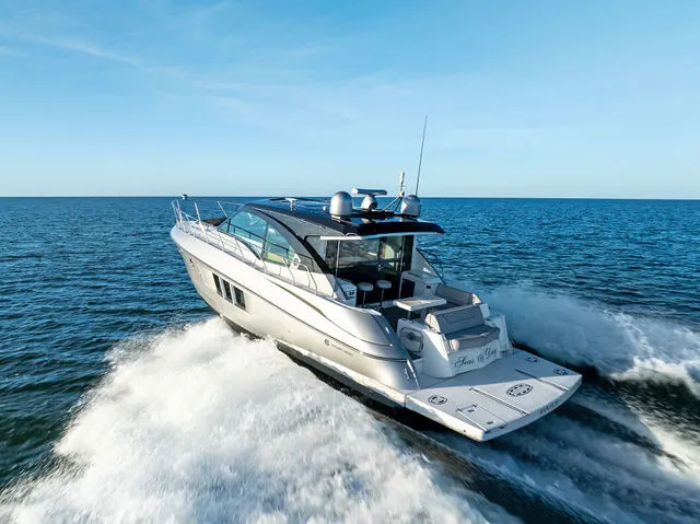 Slide: The Image of Cruisers Yachts 45 Cantius 2018 - 38