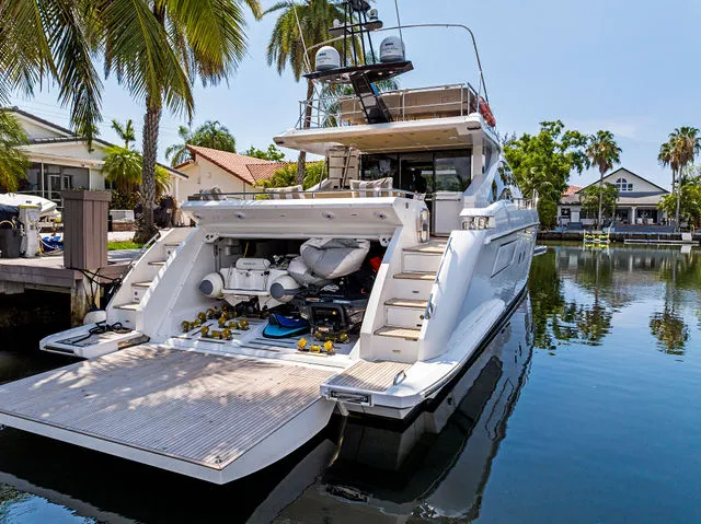 Slide: The Image of Azimut 77S 2019 - 71
