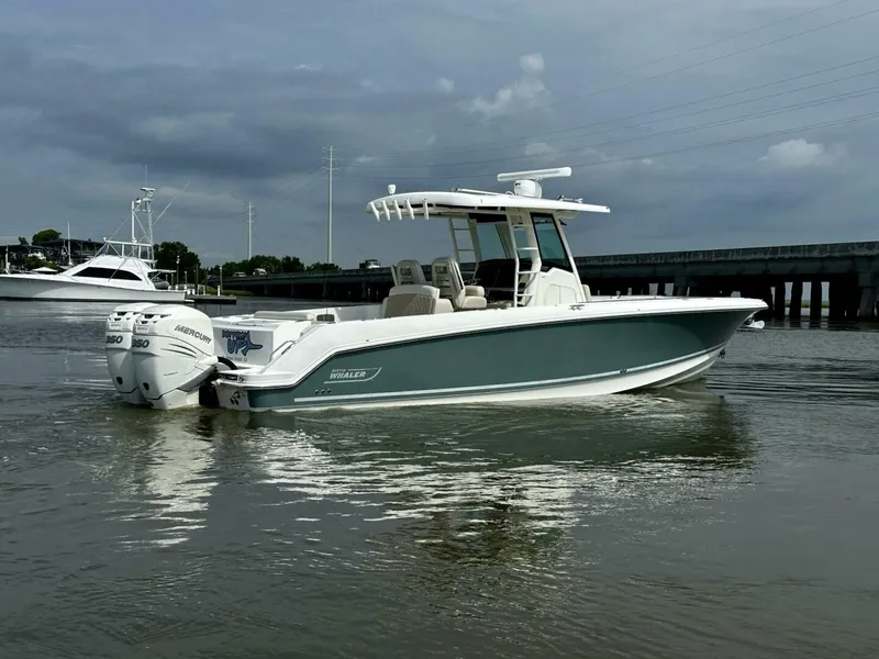 Slide: The Image of Boston Whaler 33 BOTTOMS UP -  Exterior 2019 Boston Whaler 33 BOTTOMS UP - 5947308