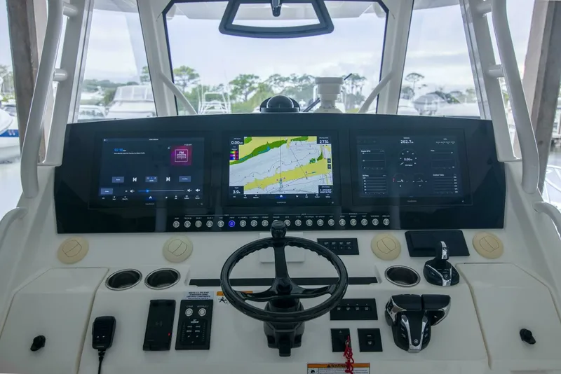 Slide: The Image of Regulator 41 - Miss Megan - Electronics 2021 Regulator 41 Center Console Miss Megan - 7653991