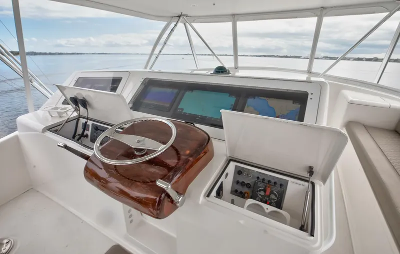 Slide: The Image of Viking 68 - Mobster - Flybridge, Electronics 2007 Viking 68 Convertible - Mobster - 5949445