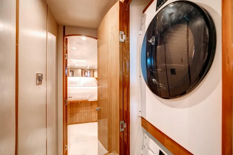 Slide: The Image of Viking 68 - Mobster - Laundry Center 2007 Viking 68 Convertible - Mobster - 5949227