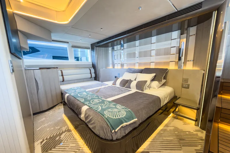 Slide: The Image of Galeon 620 FLY 2026 - 7522533
