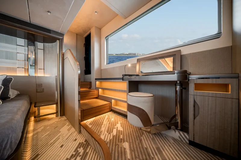 Slide: The Image of Galeon 620 FLY 2026 - 6107200