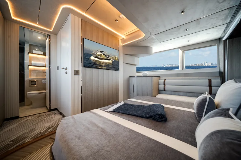 Slide: The Image of Galeon 620 FLY 2026 - 6107201