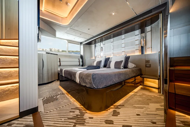 Slide: The Image of Galeon 620 FLY 2026 - 6107202