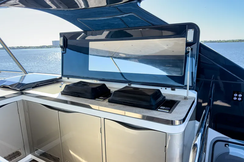 Slide: The Image of Galeon 620 FLY 2026 - 7399484