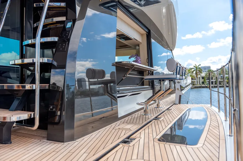 Slide: The Image of Galeon 620 FLY 2026 - 6107208