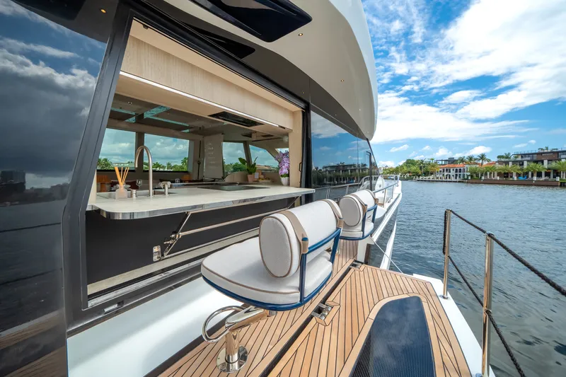 Slide: The Image of Galeon 620 FLY 2026 - 6107209
