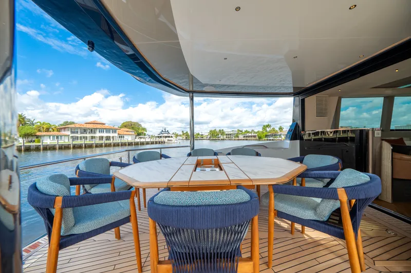 Slide: The Image of Galeon 620 FLY 2026 - 6107219