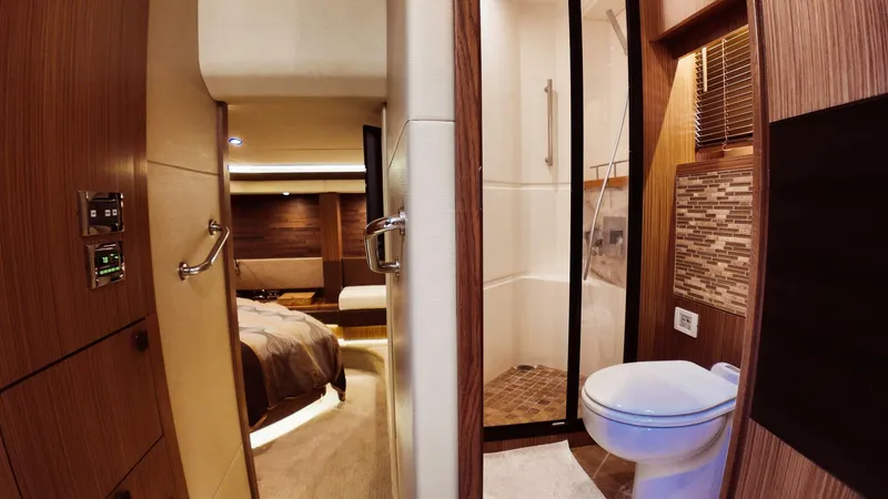 Slide: The Image of Sea Ray L590 Fly 2016 - 5975615