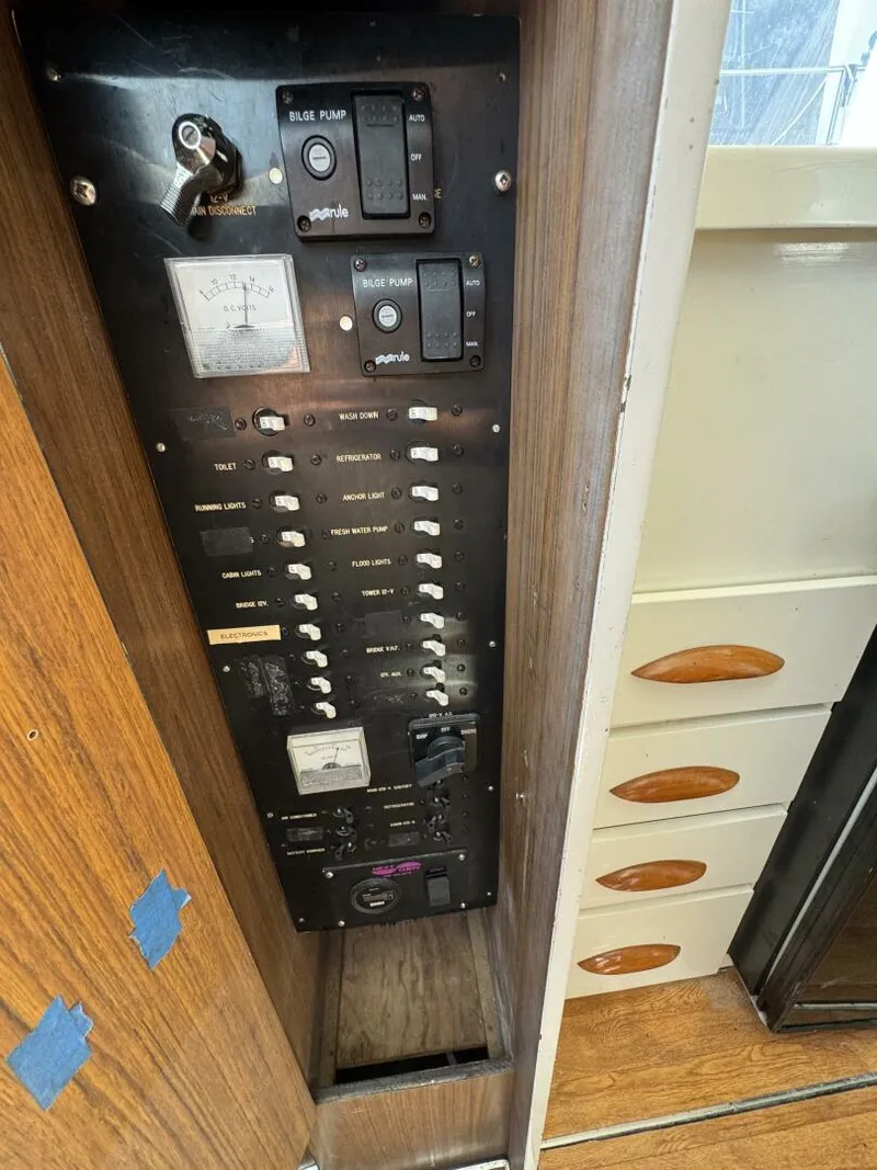 Slide: The Image of Bertram 31 Sportsman 1963 - 5990861