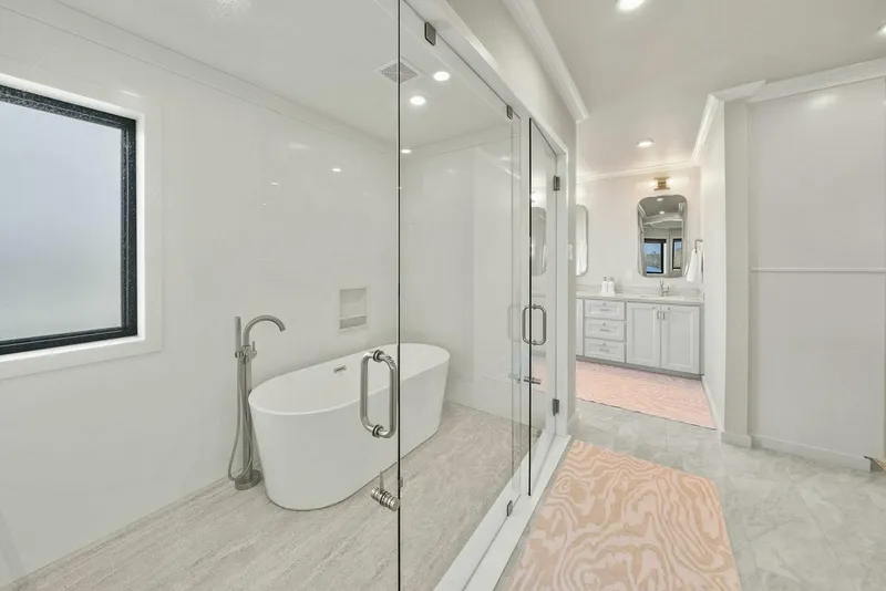 Slide: The Image of Breaux Brothers 120 GLV 2025 - 5990392