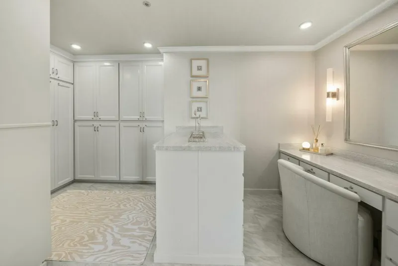 Slide: The Image of Breaux Brothers 120 GLV 2025 - 5990396