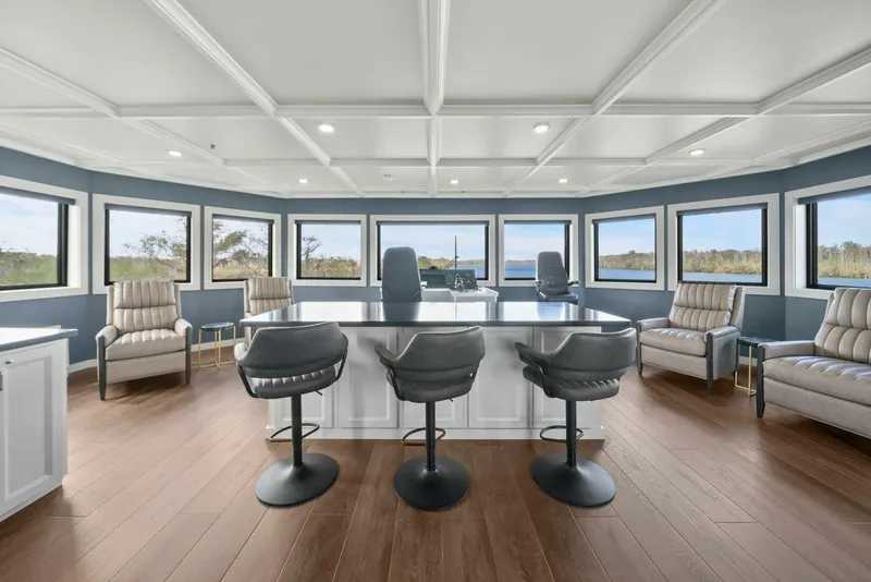 Slide: The Image of Breaux Brothers 120 GLV 2025 - 5990406