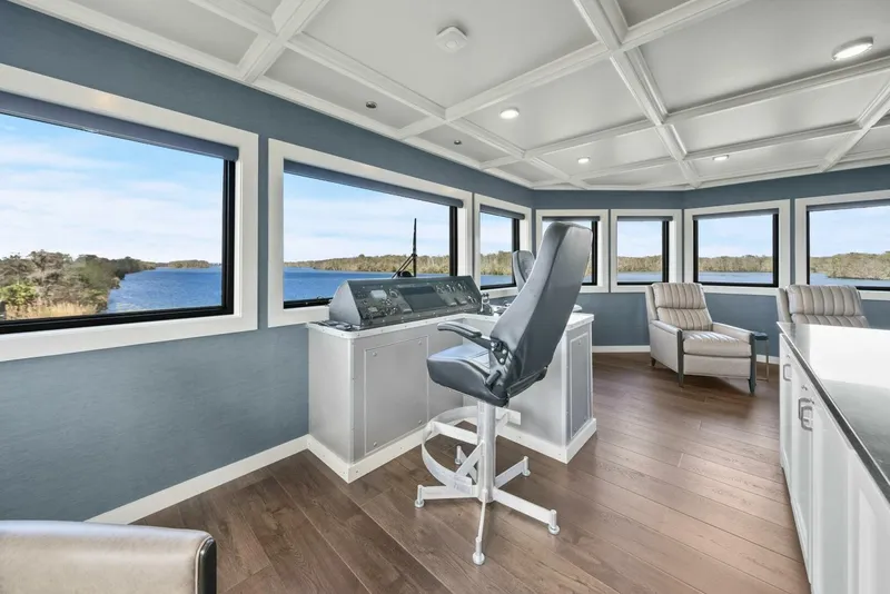 Slide: The Image of Breaux Brothers 120 GLV 2025 - 5990410