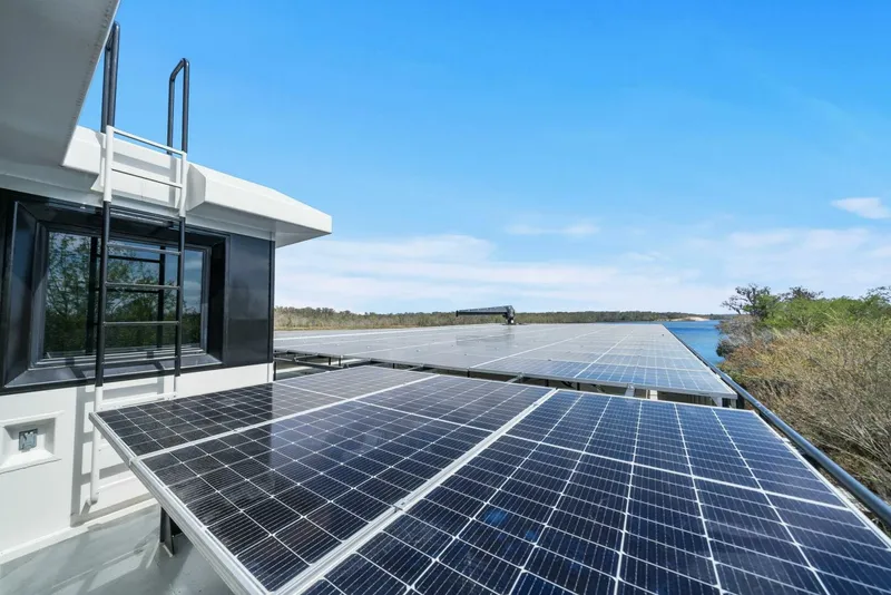 Slide: The Image of Breaux Brothers 120 GLV 2025 - 5990417