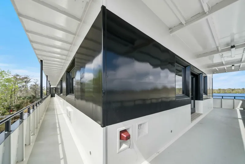 Slide: The Image of Breaux Brothers 120 GLV 2025 - 5990421