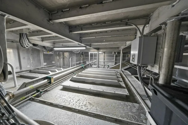 Slide: The Image of Breaux Brothers 120 GLV 2025 - 5990272