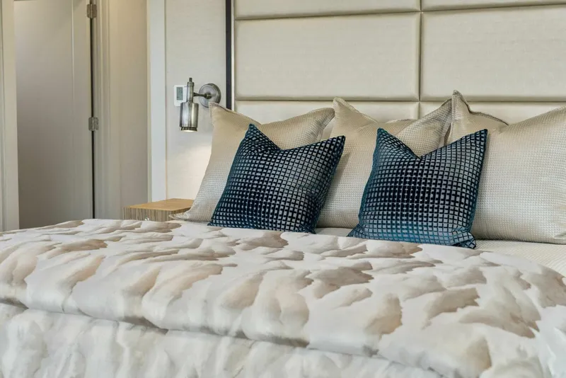 Slide: The Image of Breaux Brothers 120 GLV 2025 - 5990439