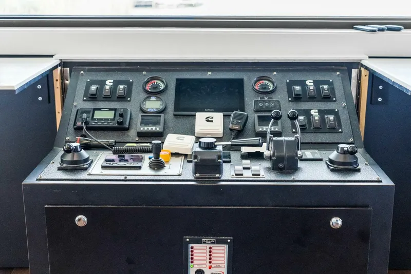 Slide: The Image of Breaux Brothers 120 GLV 2025 - 5990458