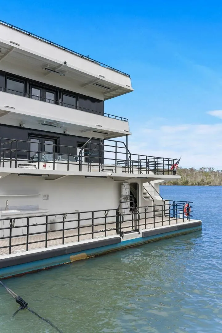 Slide: The Image of Breaux Brothers 120 GLV 2025 - 5990482