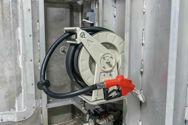 Slide: The Image of Breaux Brothers 120 GLV 2025 - 5990489