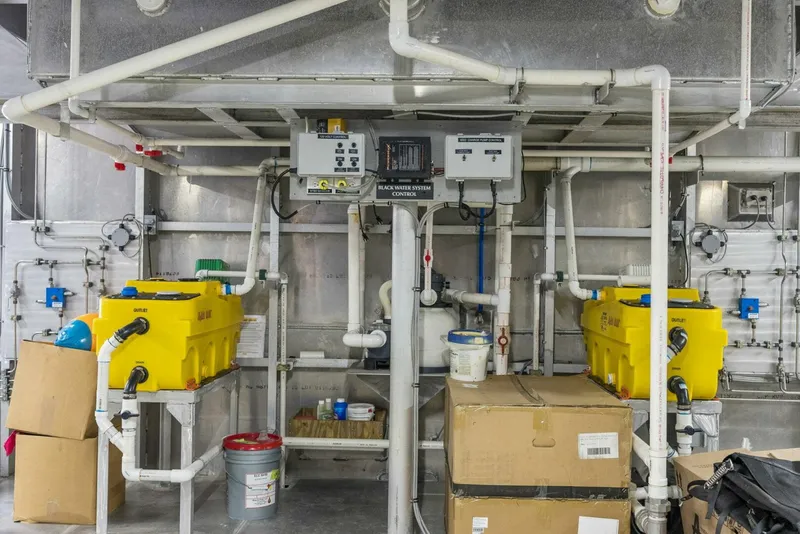 Slide: The Image of Breaux Brothers 120 GLV 2025 - 5990496