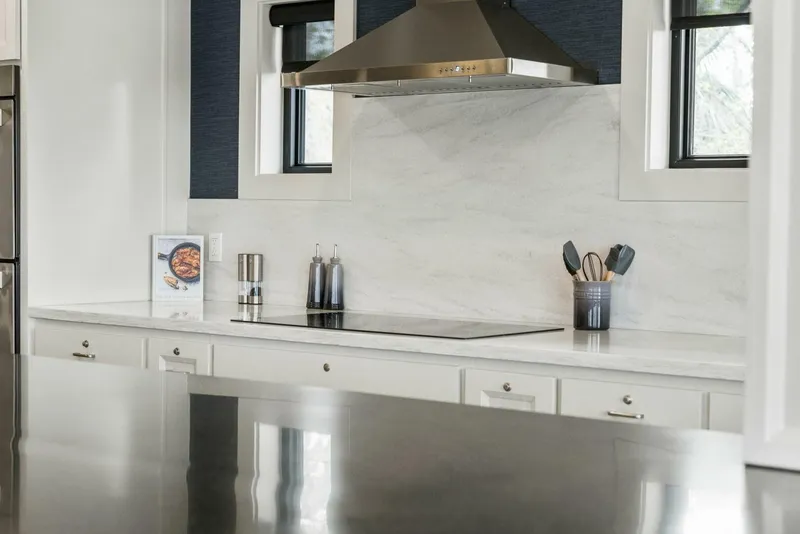 Slide: The Image of Breaux Brothers 120 GLV 2025 - 5990511