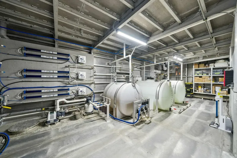 Slide: The Image of Breaux Brothers 120 GLV 2025 - 5990285