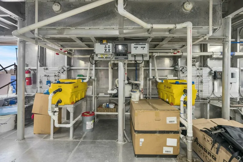 Slide: The Image of Breaux Brothers 120 GLV 2025 - 5990291