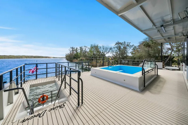 Slide: The Image of Breaux Brothers 120 GLV 2025 - 5990302