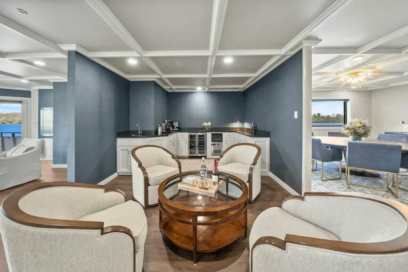 Slide: The Image of Breaux Brothers 120 GLV 2025 - 5990340