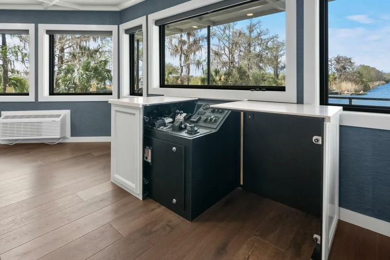 Slide: The Image of Breaux Brothers 120 GLV 2025 - 5990359