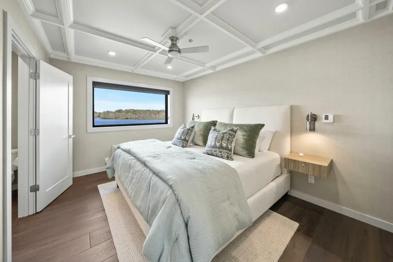 Slide: The Image of Breaux Brothers 120 GLV 2025 - 5990379