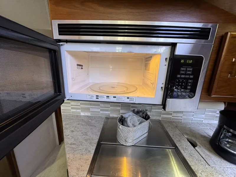 Slide: The Image of Ocean 44 SS 1988 - 6042211