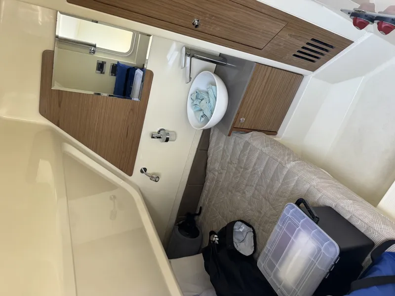 Slide: The Image of Chris-Craft Catalina 30 2023 - 6063221