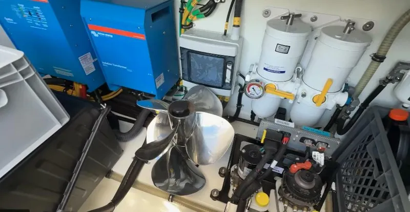 Slide: The Image of Targa 37 Flybridge 2025 - 5950852