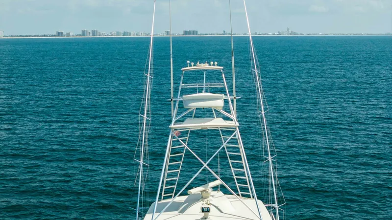 Slide: The Image of 2007 Hatteras 68 Convertible- KEMOSABE- - 7514568