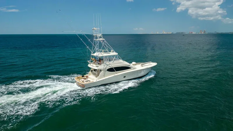 Slide: The Image of 2007 Hatteras 68 Convertible- KEMOSABE- - 7514575