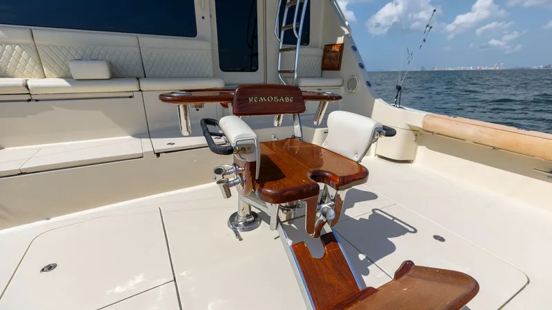 Slide: The Image of 2007 Hatteras 68 Convertible- KEMOSABE- Cockpit - 7514548