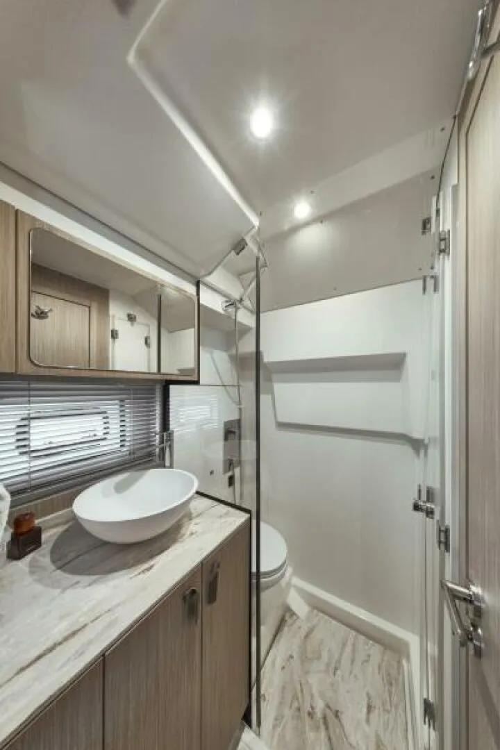 Slide: The Image of 2027 F4.3 Master Head - 5951120