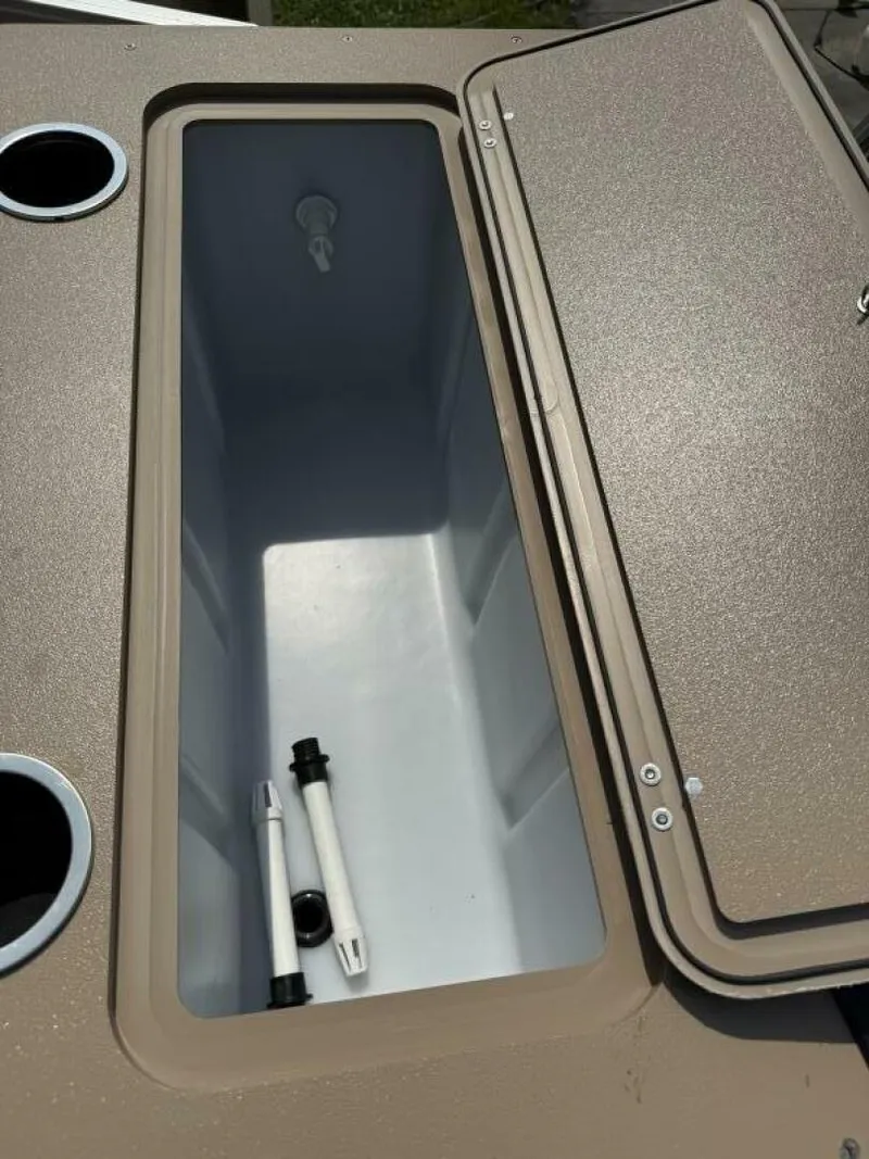 Slide: The Image of Sylvan 22 2021 - 5951750