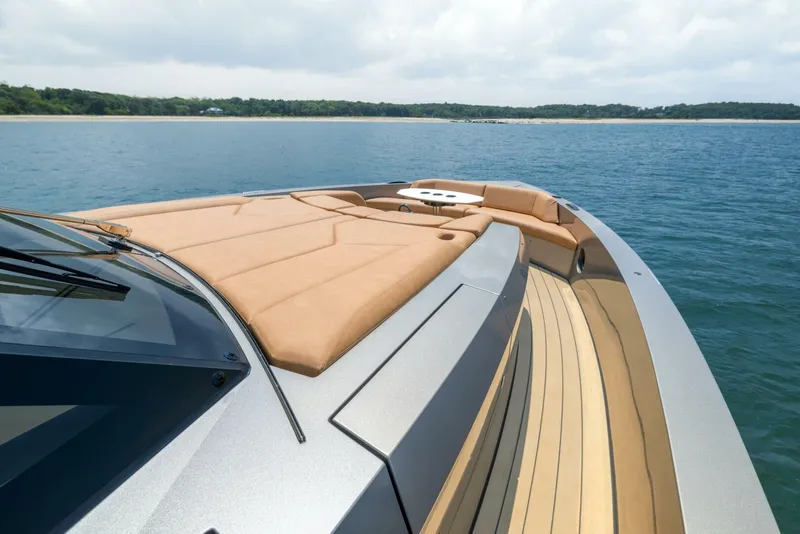 Slide: The Image of Steeler Bronson 67 Beachclub 2025 - 5951789