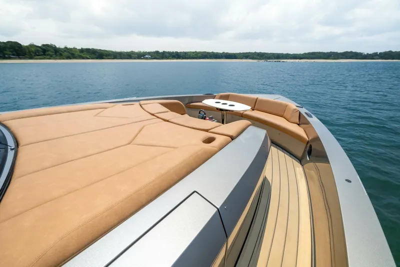 Slide: The Image of Steeler Bronson 67 Beachclub 2025 - 5951791