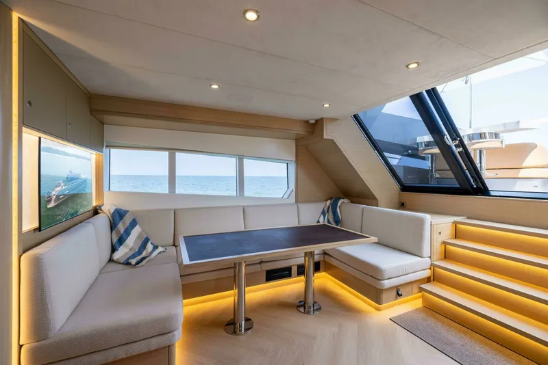 Slide: The Image of Steeler Bronson 67 Beachclub 2025 - 7648618