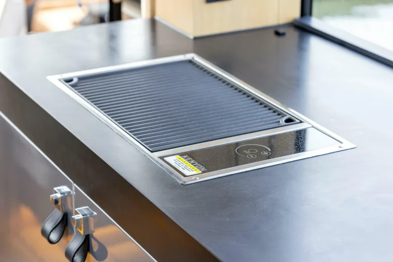 Slide: The Image of Steeler Bronson 67 Beachclub 2025 - 5951841