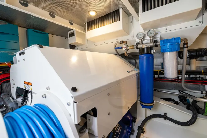 Slide: The Image of Steeler Bronson 67 Beachclub 2025 - 5951844