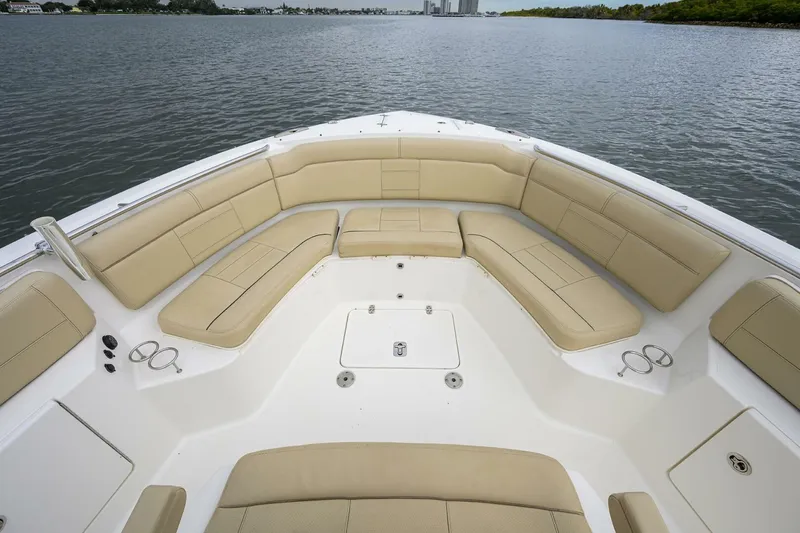 Slide: The Image of Pursuit 32 - Bow 2019 Pursuit S 328 Center Console - 5952011