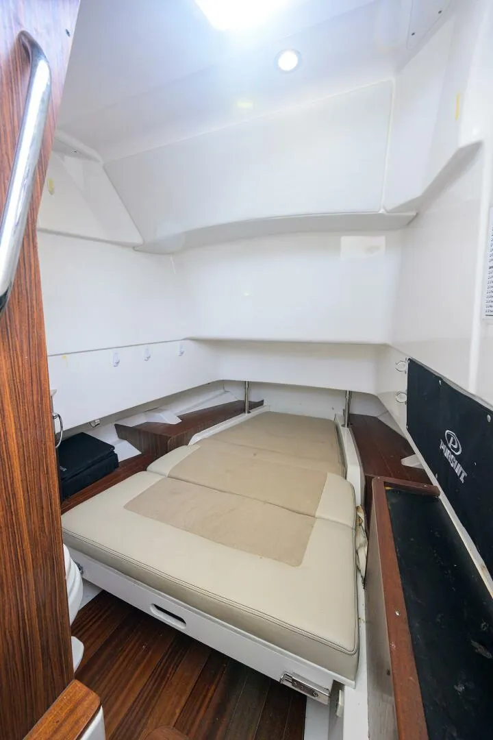 Slide: The Image of Pursuit 32 - Cabin 2019 Pursuit S 328 Center Console - 5952030